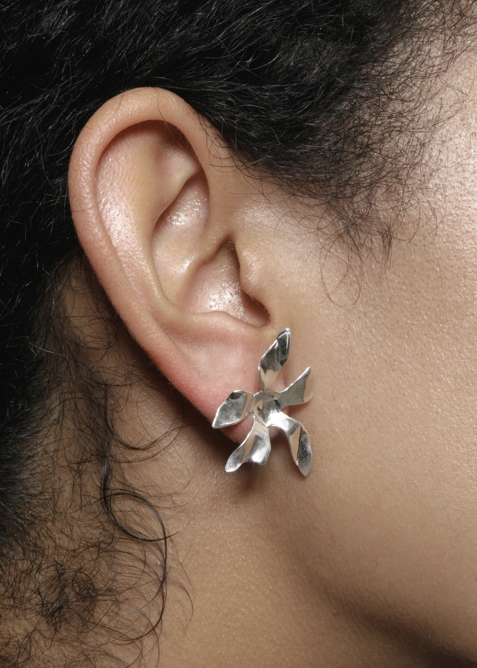 Wolf Circus Flower Stud Earrings