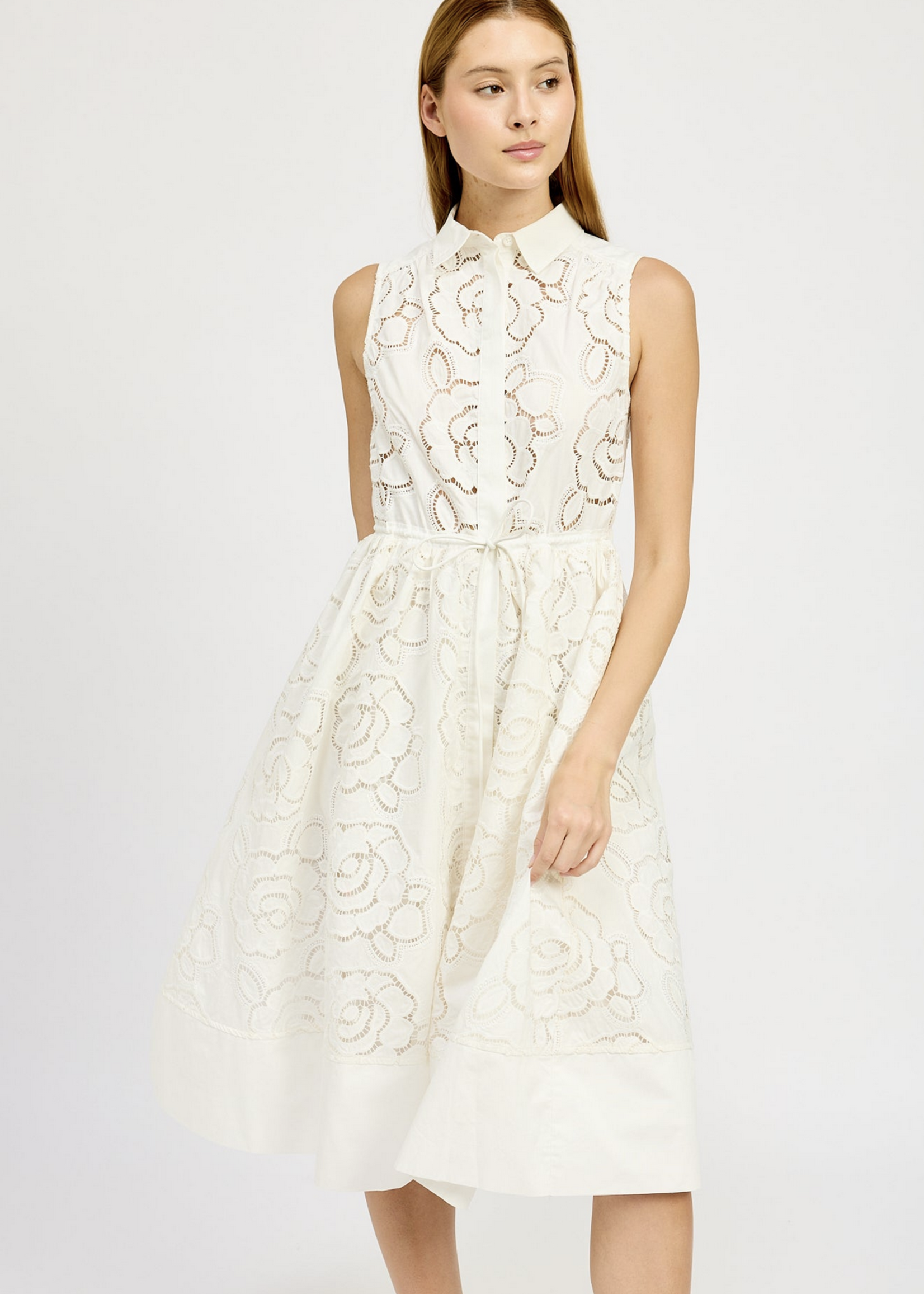 En Saison Embroidered Collar Midi Dress