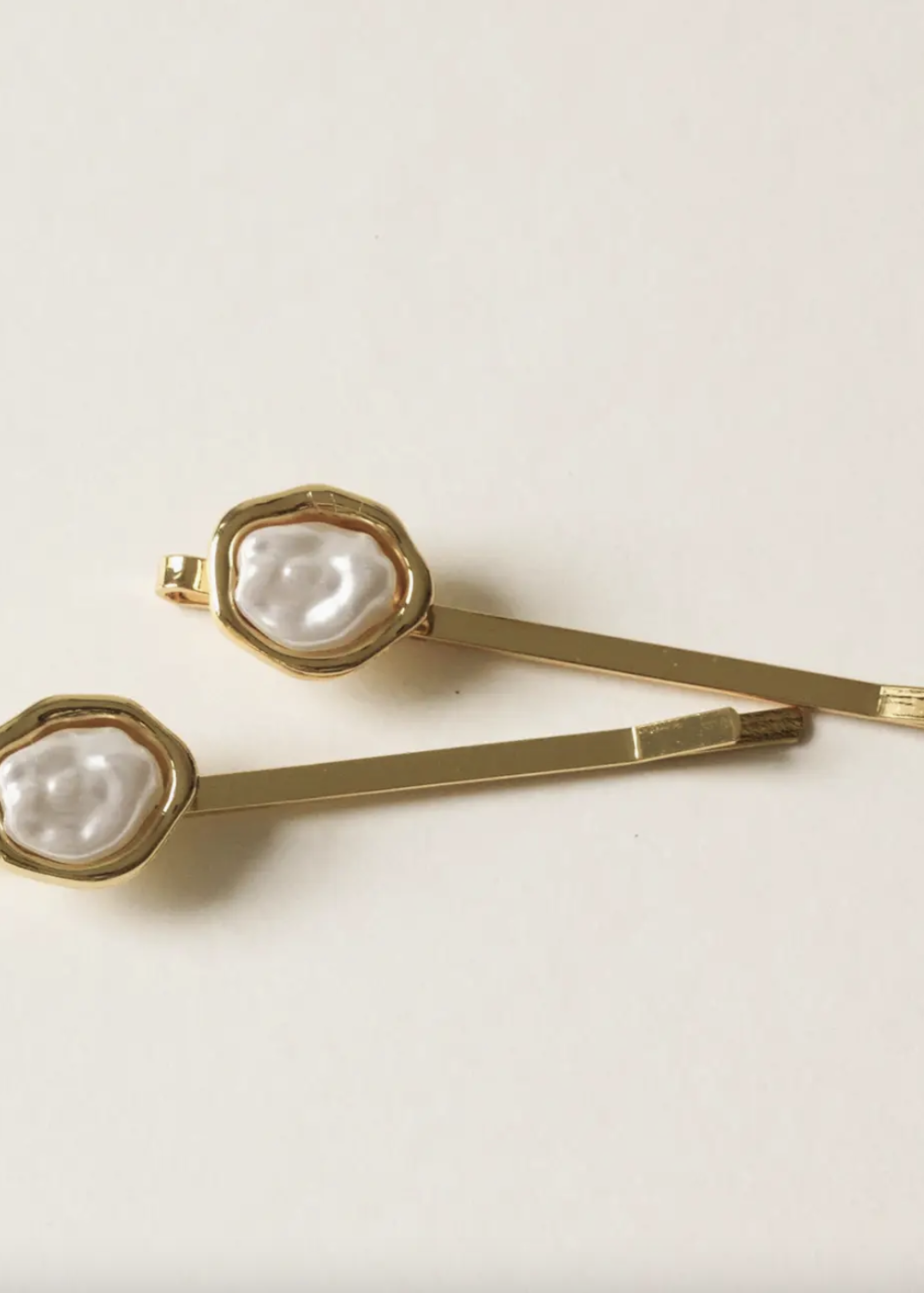 Narsha Freshwater Pearl Clip