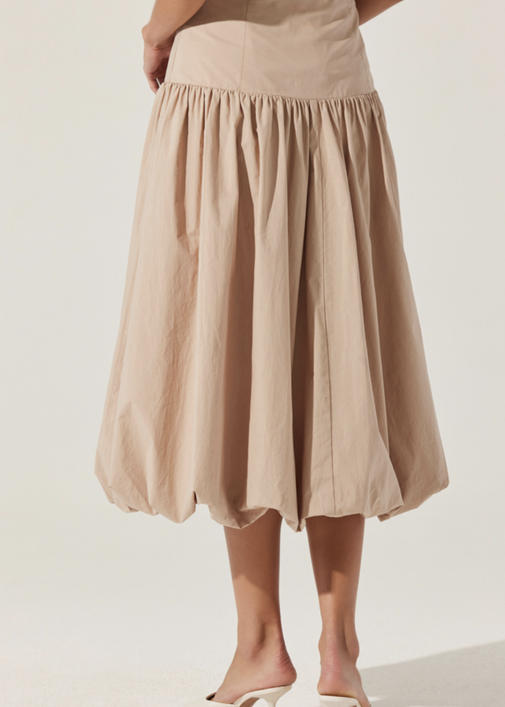 ASTR Tan Bubble Skirt
