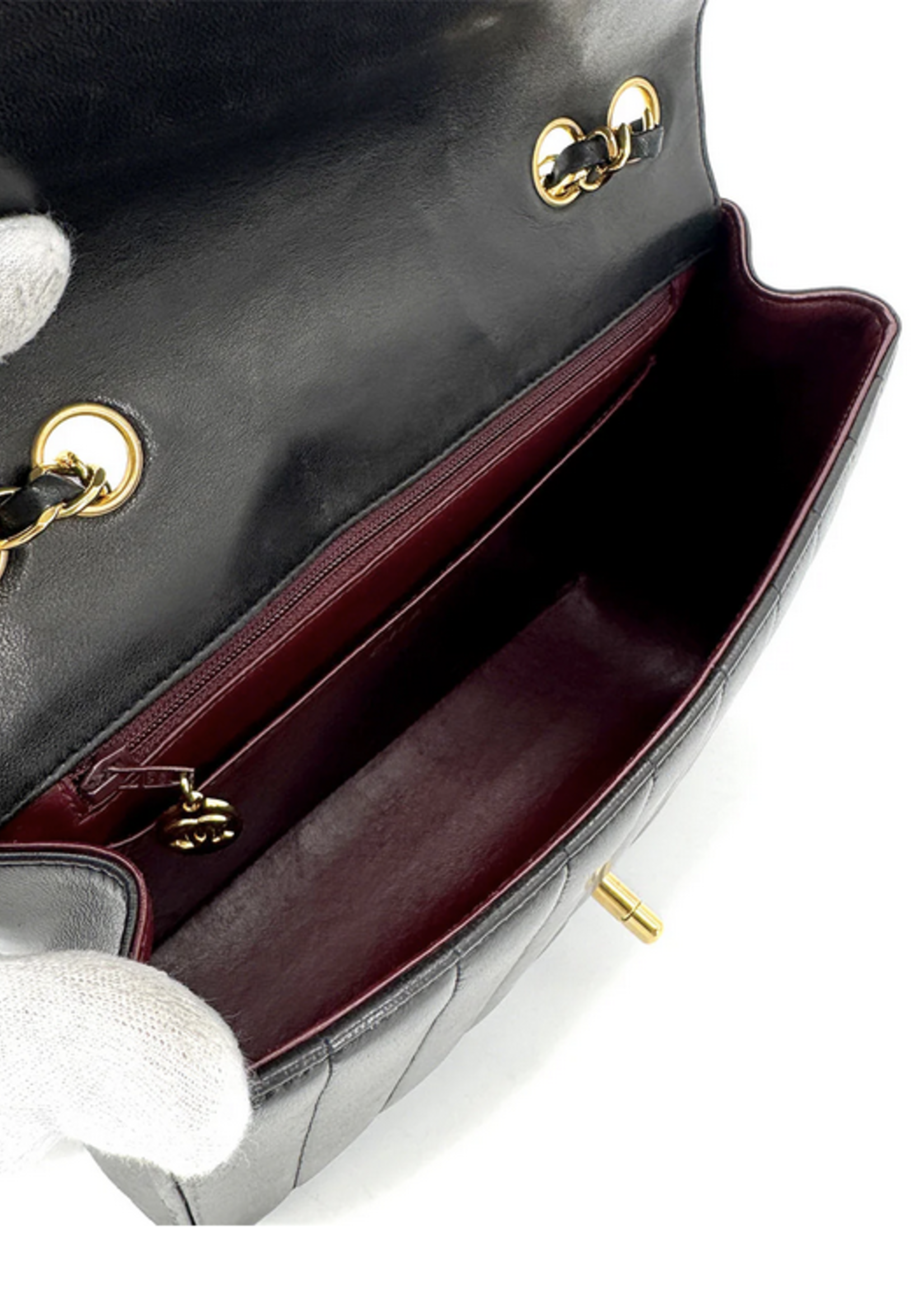 CHANEL Vintage Chevron Quilted Envelope Flap