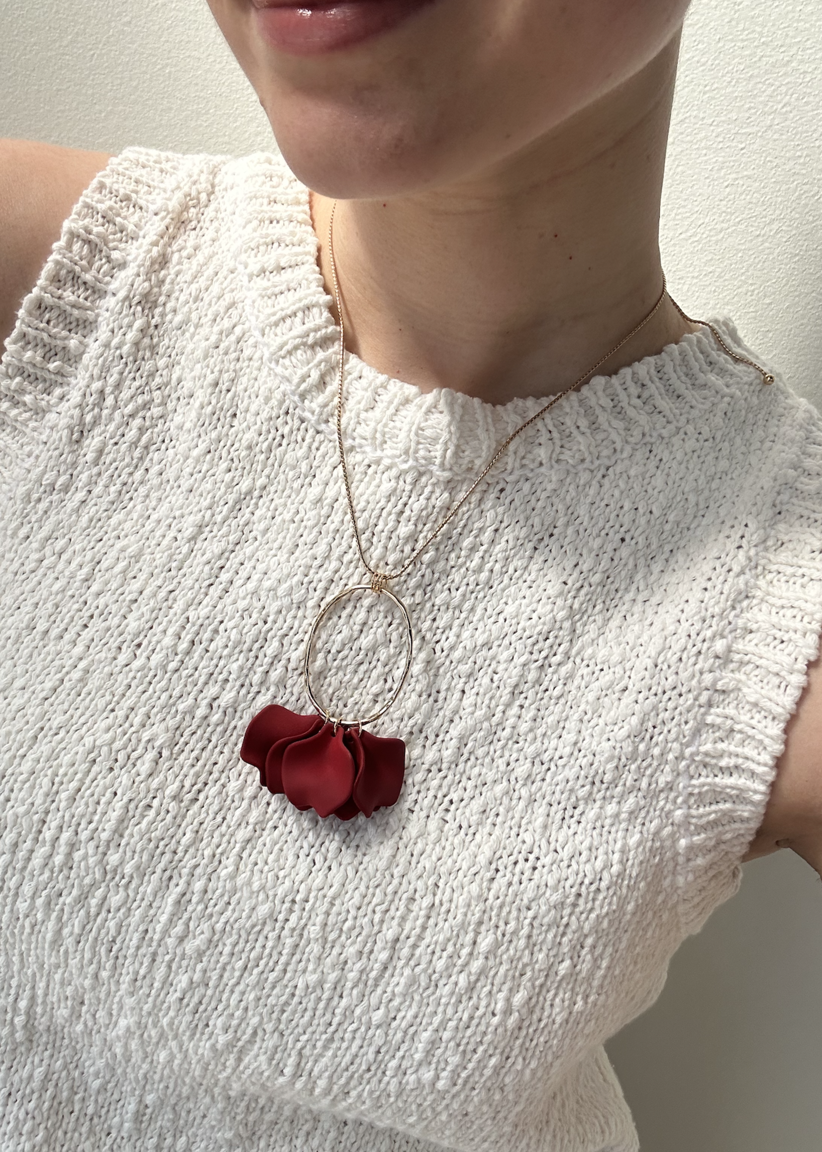 NAHMU Petal Drop Necklace