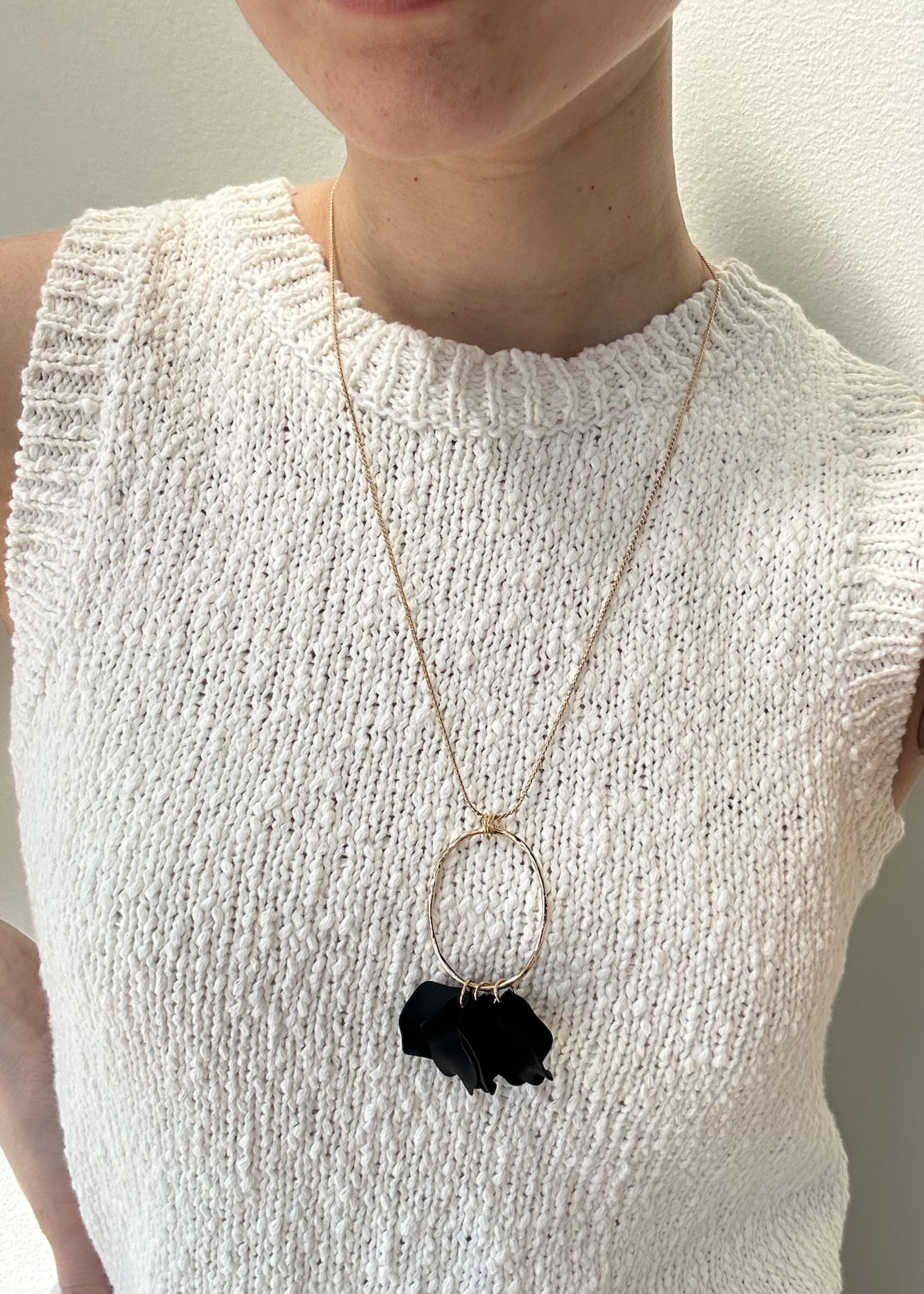 NAHMU Petal Drop Necklace