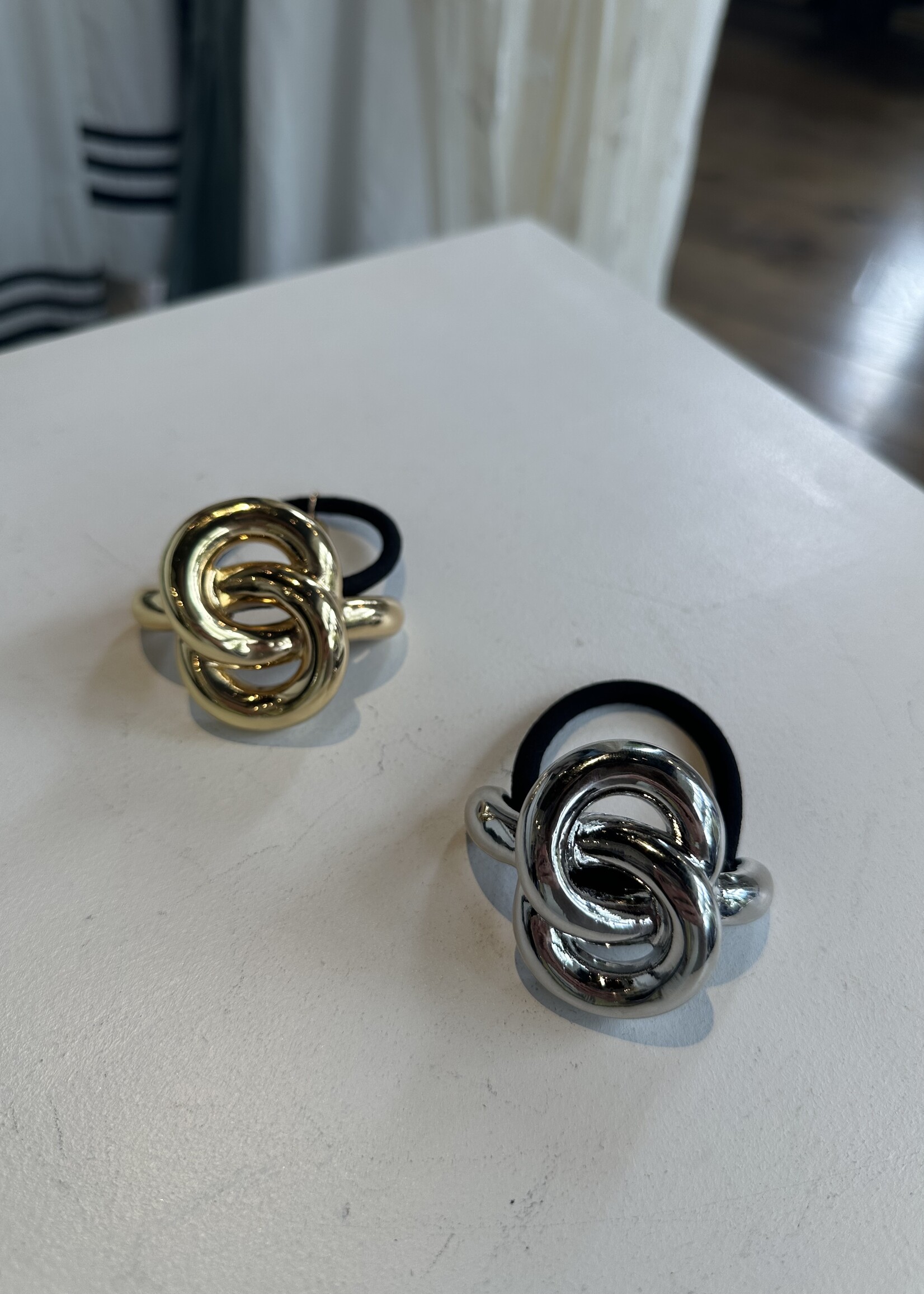 Narsha Eternal Loop Ponytail Hair Tie