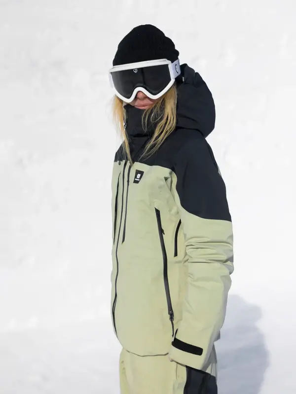 Armada Pavara 3L Jacket-Macha-Black