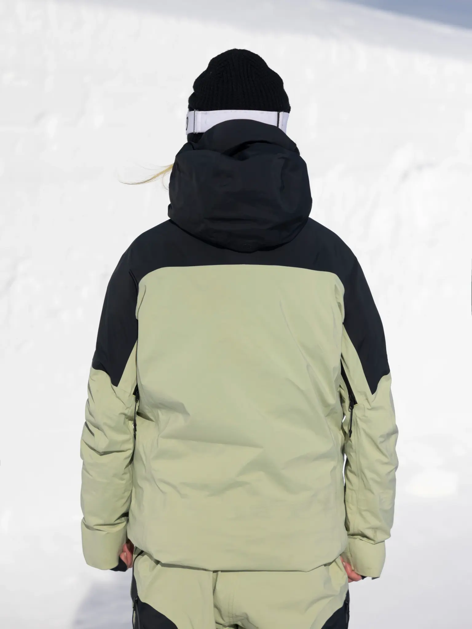 Armada Pavara 3L Jacket-Macha-Black
