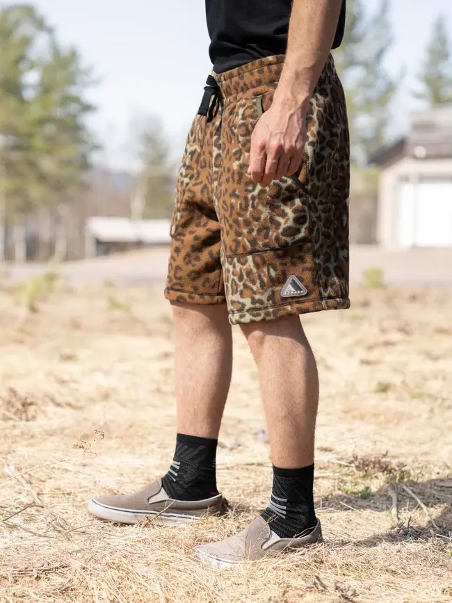 Armada Arlie Fleece Short-Leopard