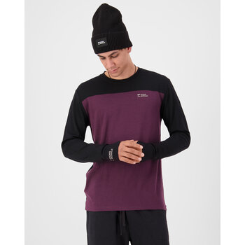 Mons Royale Yotei Merino Long Sleeve Fig / Black