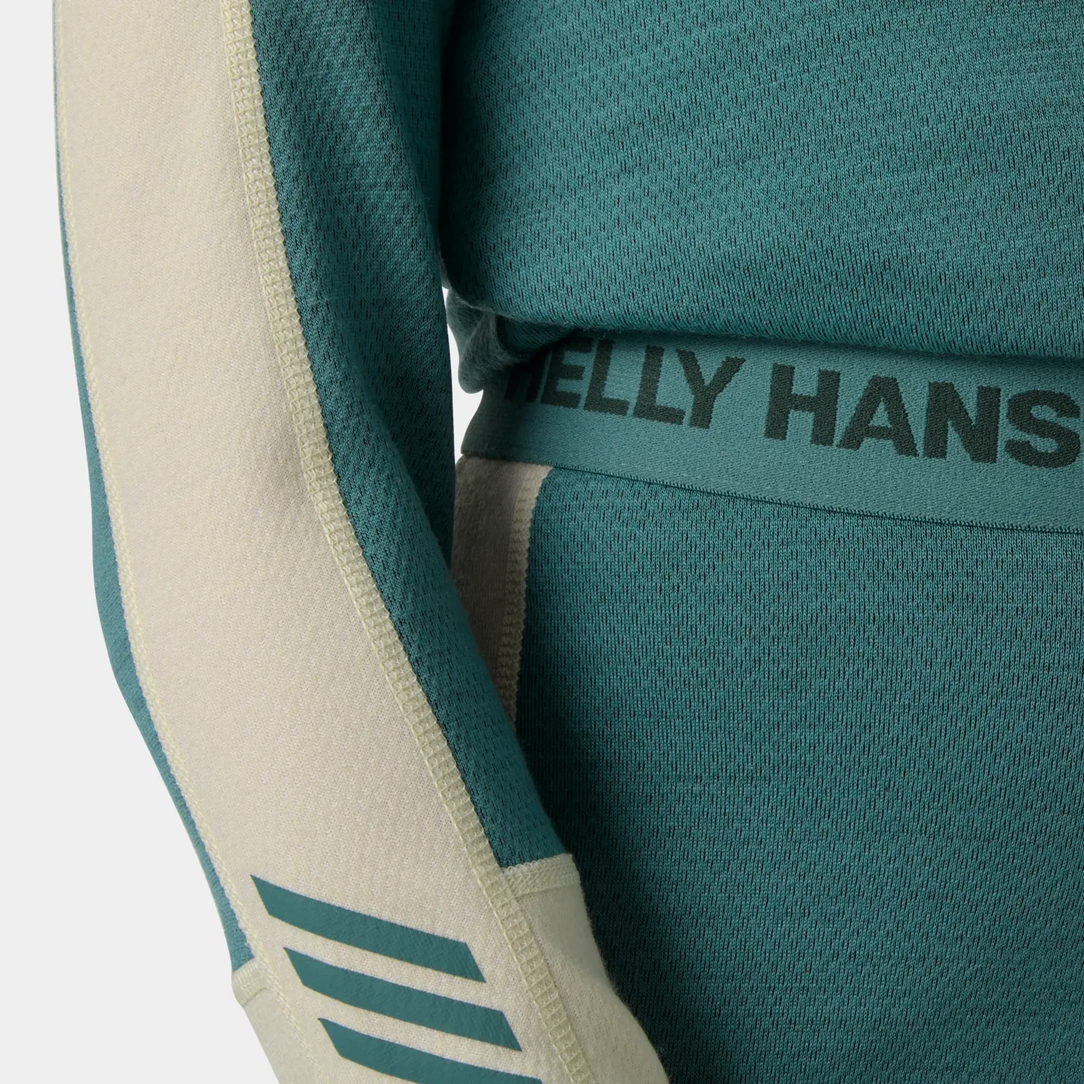 Helly Hansen JR LIFA Merino Midweight Set