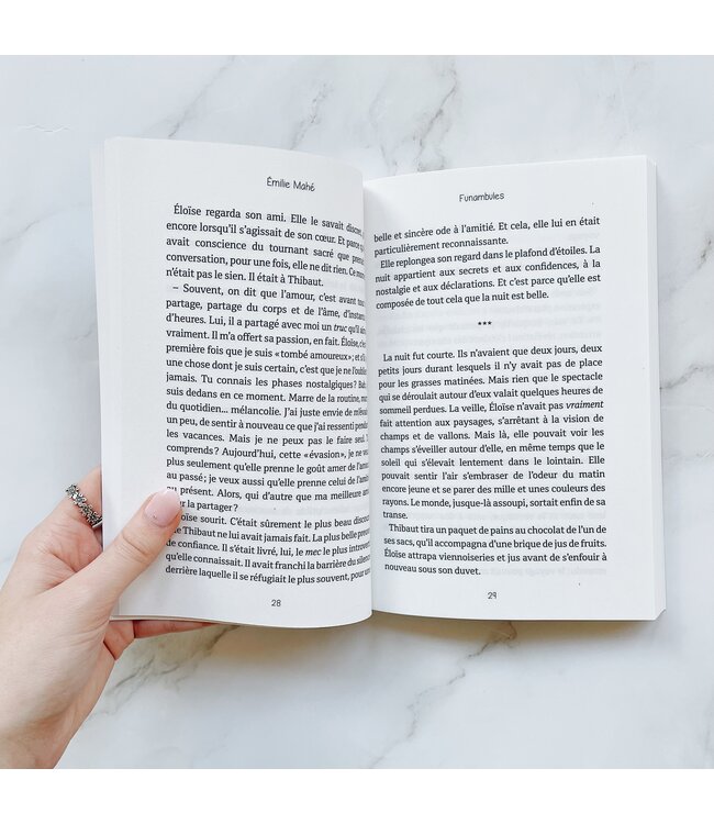 LIVRE - POUR CLARA NOUVELLES D'ADOS