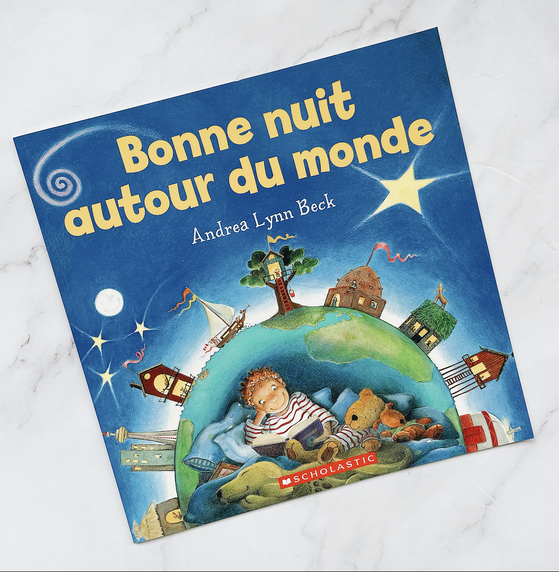 LIVRE - BONNE NUIT AUTOUR DU MONDE - La Petite Penderie, image size:1140x1166
