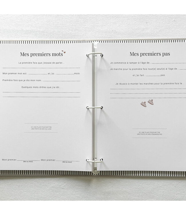LE PETIT TABLEAU NOIR LIVRE DE BÉBÉ MON HISTOIRE À MOI - TISSUS GRIS