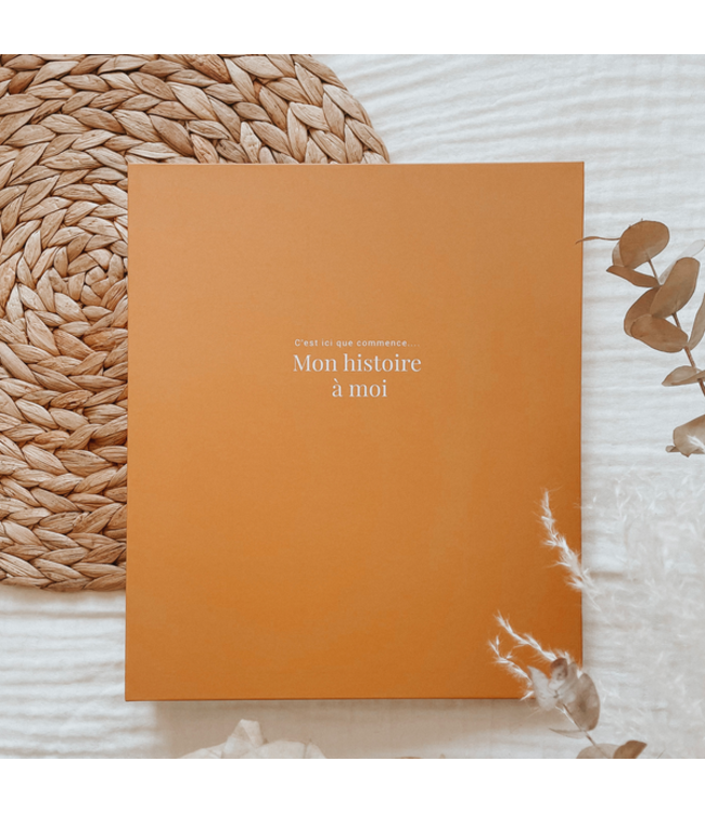 LE PETIT TABLEAU NOIR LIVRE DE BÉBÉ MON HISTOIRE À MOI - OCRE