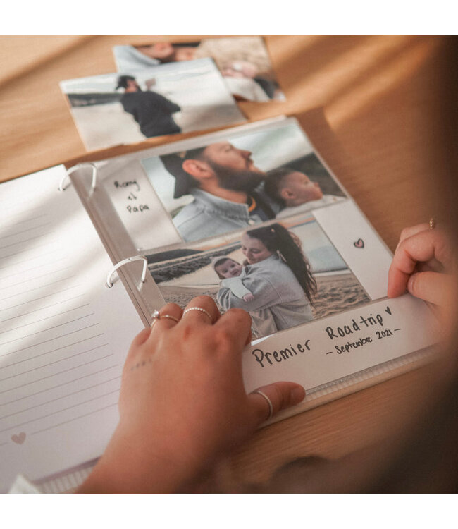 LE PETIT TABLEAU NOIR POCHETTE - LIVRE DE BÉBÉ