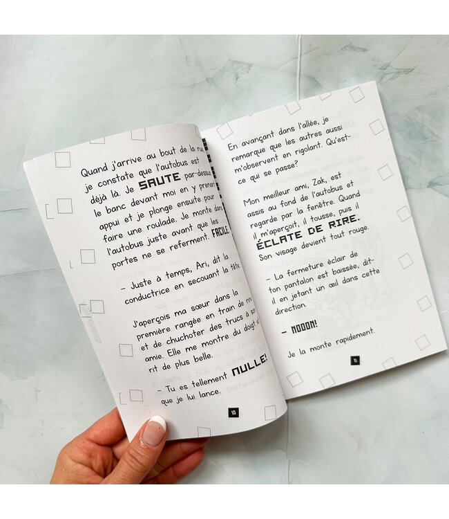 SCHOLASTIC LIVRE - JOURNAL D'UN PRO DE ROBLOX : L'ÉCHAPÉE MONSTRUEUSE