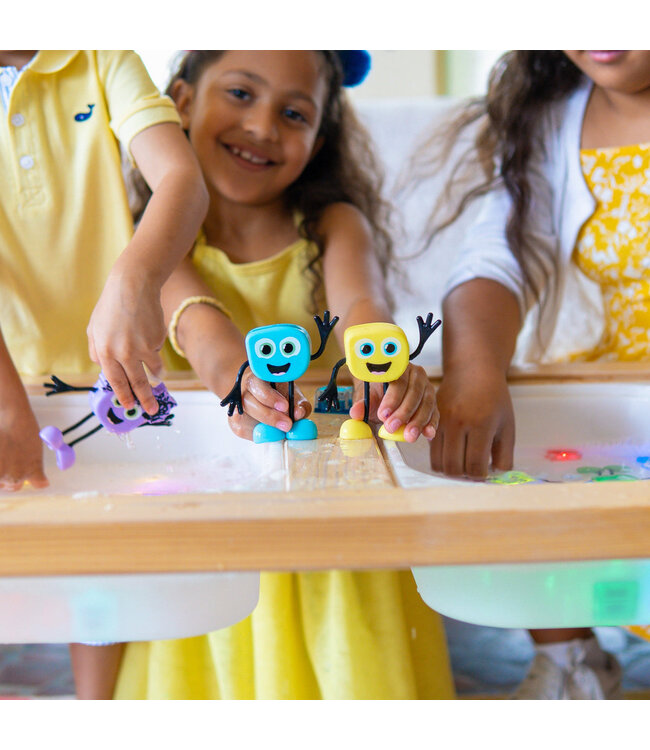 GLO PALS PERSONNAGE AVEC 2 CUBES LUMINEUX - BLAIR