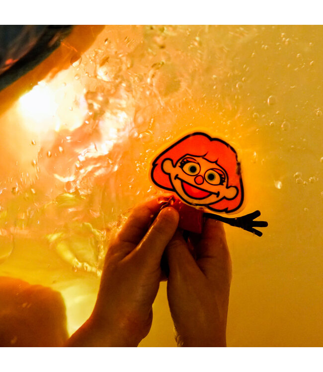 GLO PALS PERSONNAGE AVEC 2 CUBES LUMINEUX - JULIA