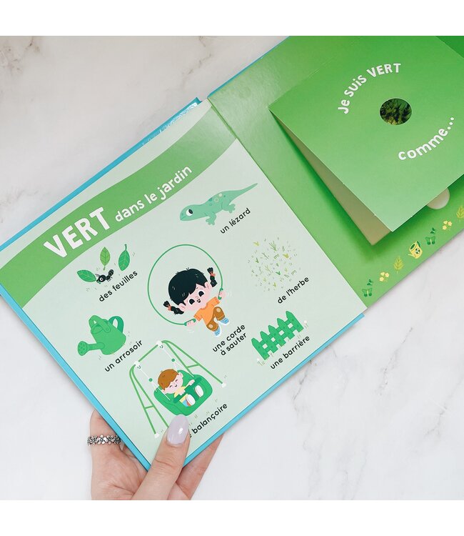 AUZOU MON LIVRE DES ODEURS ET DES COULEURS - MA JOURNÉE