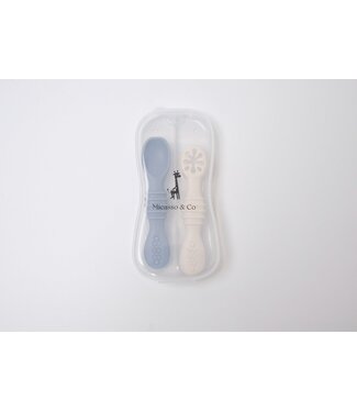 MICASSO & CO CUILLÈRES D'APPRENTISSAGE EN SILICONE - BLEU PÂLE & BLANC CRÈME