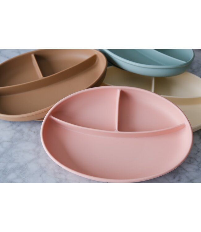 MICASSO & CO ASSIETTE À SUCCION EN SILICONE - CARAMEL