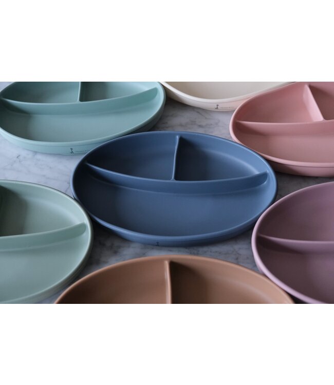 MICASSO & CO ASSIETTE À SUCCION EN SILICONE - CARAMEL