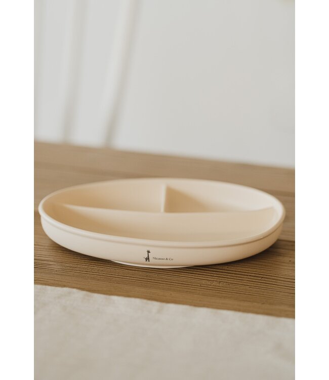 MICASSO & CO ASSIETTE À SUCCION EN SILICONE - BLANC CRÈME