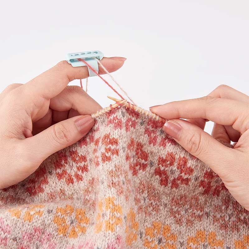 Clover Clover 348 Yarn Guide