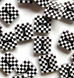 TGB4905 Black & White Checker Sewing Buttons - 12mm