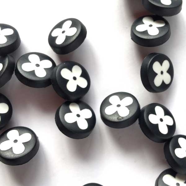 Textile Garden TGB4095 Black With White Flower Sewing Buttons - 12mm