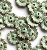 Textile Garden TGB5108 Pearly Green Flower Sewing Buttons - 15mm