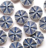 TGB4598 Off White With Navy Ridge Sewing Buttons - 18mm