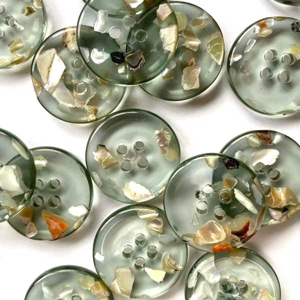 TGB5160 Green Shell Chips Sewing Buttons - 20mm