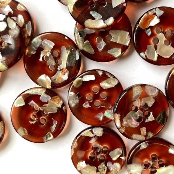 TGB5159 Brown Shell Chips Sewing Buttons - 20mm
