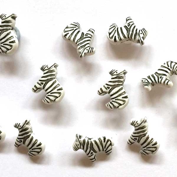 TGB2011 Black & White Zebras Sewing Buttons - 15mm