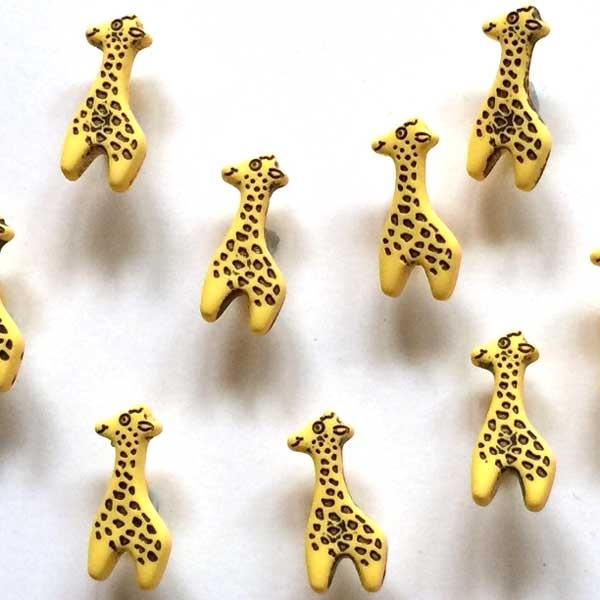 TGB2009 Giraffe Sewing Buttons - 18mm