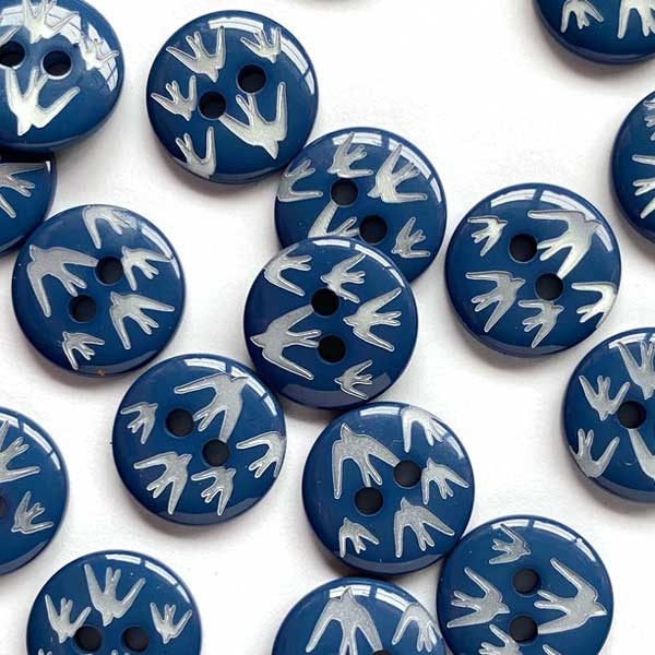TGB2779 Blue With White Swallows Sewing Buttons - 12mm