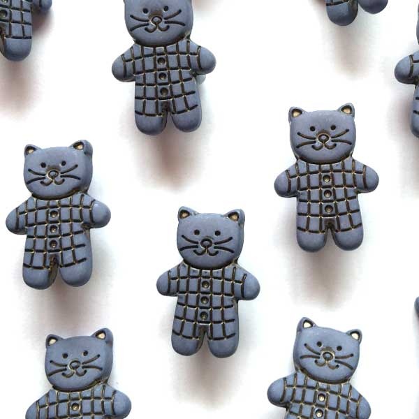TGB4215 Purple Blue Cat Sewing Buttons - 18mm