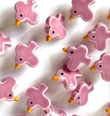 TGB5625 Glossy Pink Bird Sewing Buttons - 12mm