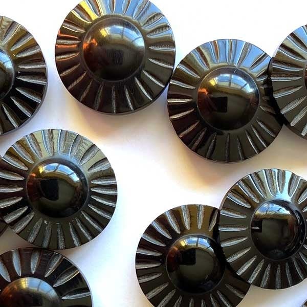 Textile Garden TGB4801 Black Glossy Horn Flower 25mm