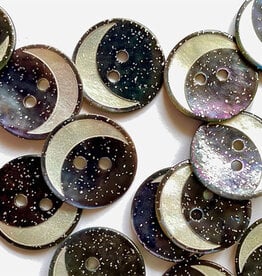 TGB4608 Sky Shell Crescent Moon Sewing Buttons - 18mm