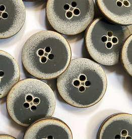 TGB5142 Recycled Grey Horn Sewing Buttons - 20mm