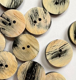 TGB3995 Cream & Black Horn Sewing Buttons - 25mm