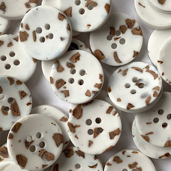 TGB5384 White Recycled Polyester Sewing Buttons - 20mm