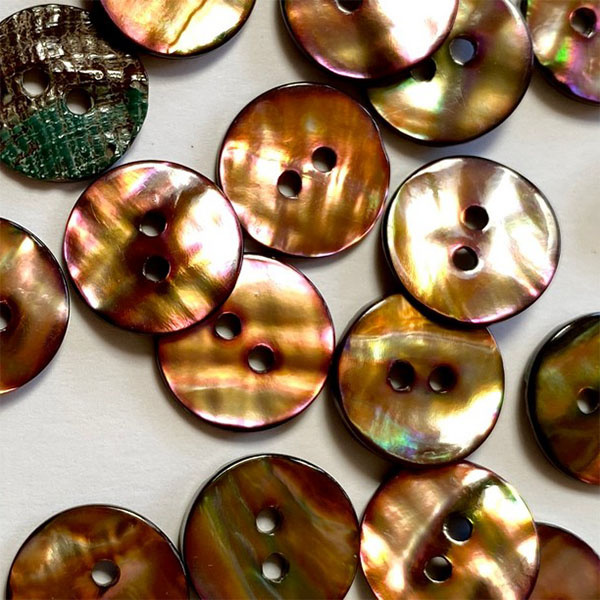 Textile Garden TGB5541 Gold Abalone Shell Sewing Buttons - 15mm
