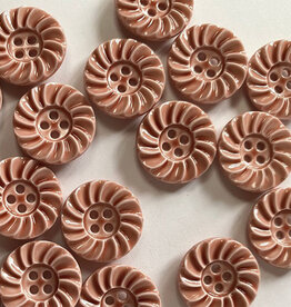 TGB5682 Pink Flower Sewing Buttons - 15mm