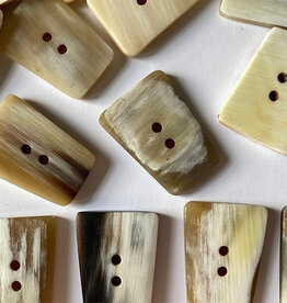 Textile Garden TGB5531 Wedge Shape Horn Sewing Buttons - 25mm