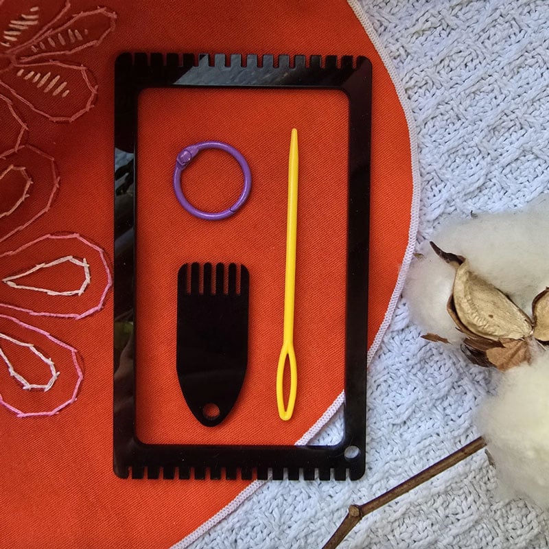 Tuna Basil Fiber Mini Tapestry Loom