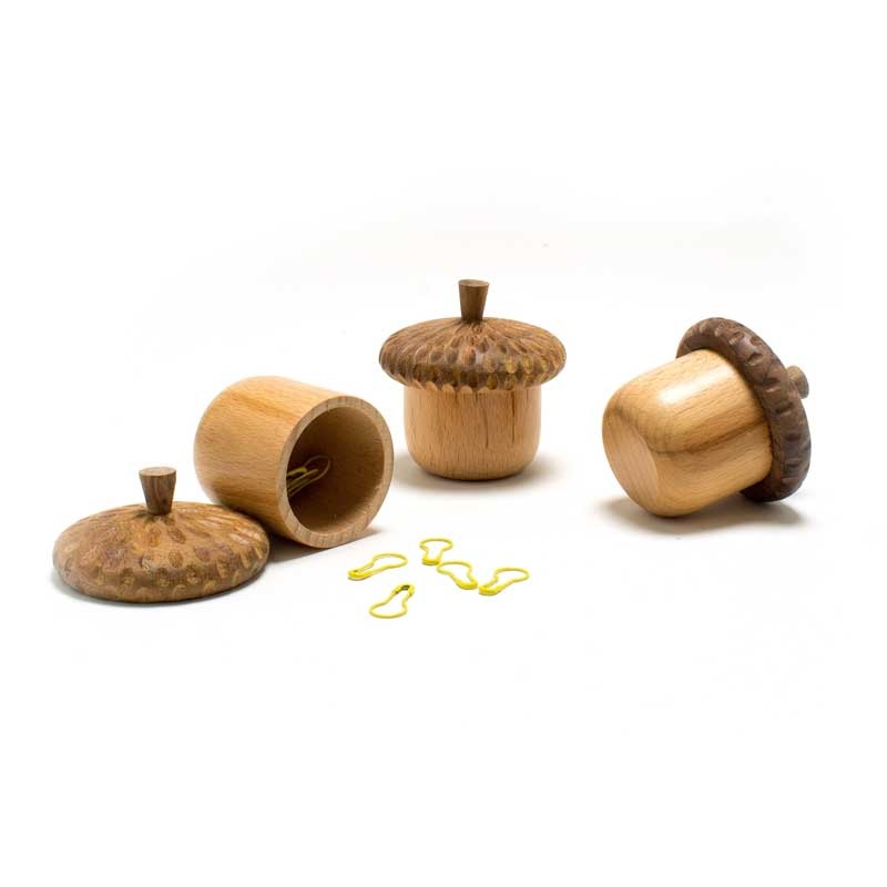 Degen Degen Stitch Marker Holding Acorn