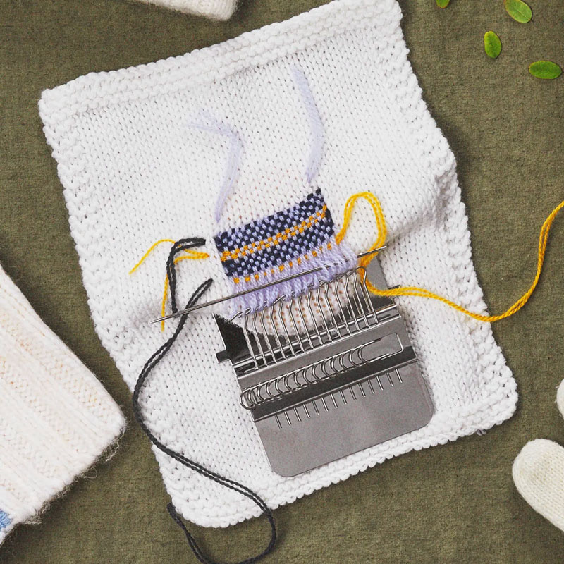 DMC Mini Weaving Loom