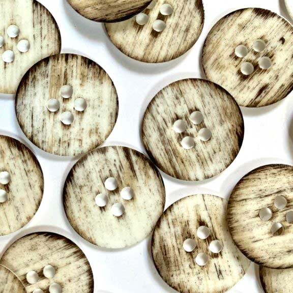 Textile Garden TGB5908 Off-White Streaky Brown Sewing Buttons – 22mm